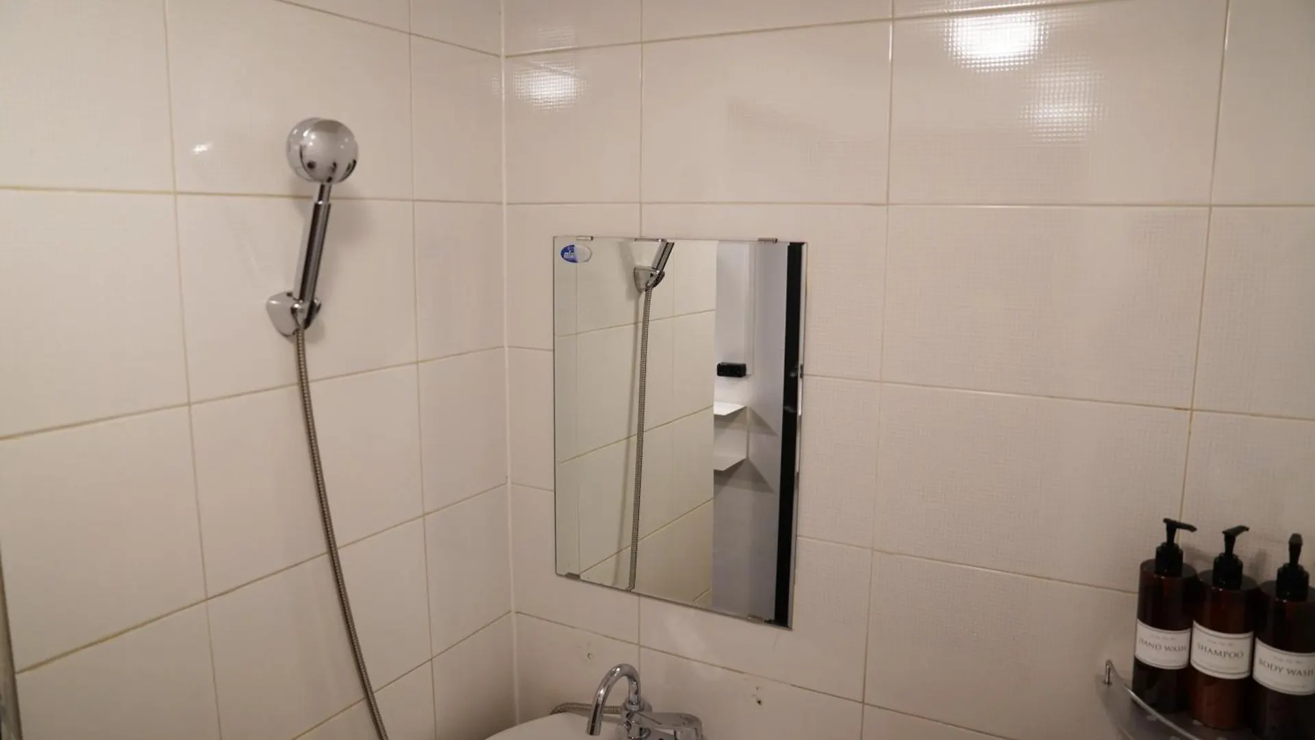 Apollo Guesthouse Seoul South Korea