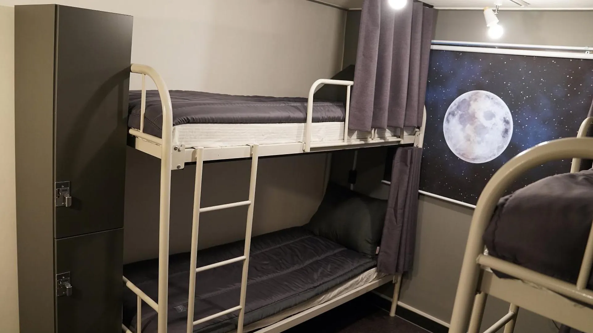 Apollo Guesthouse Seoul South Korea